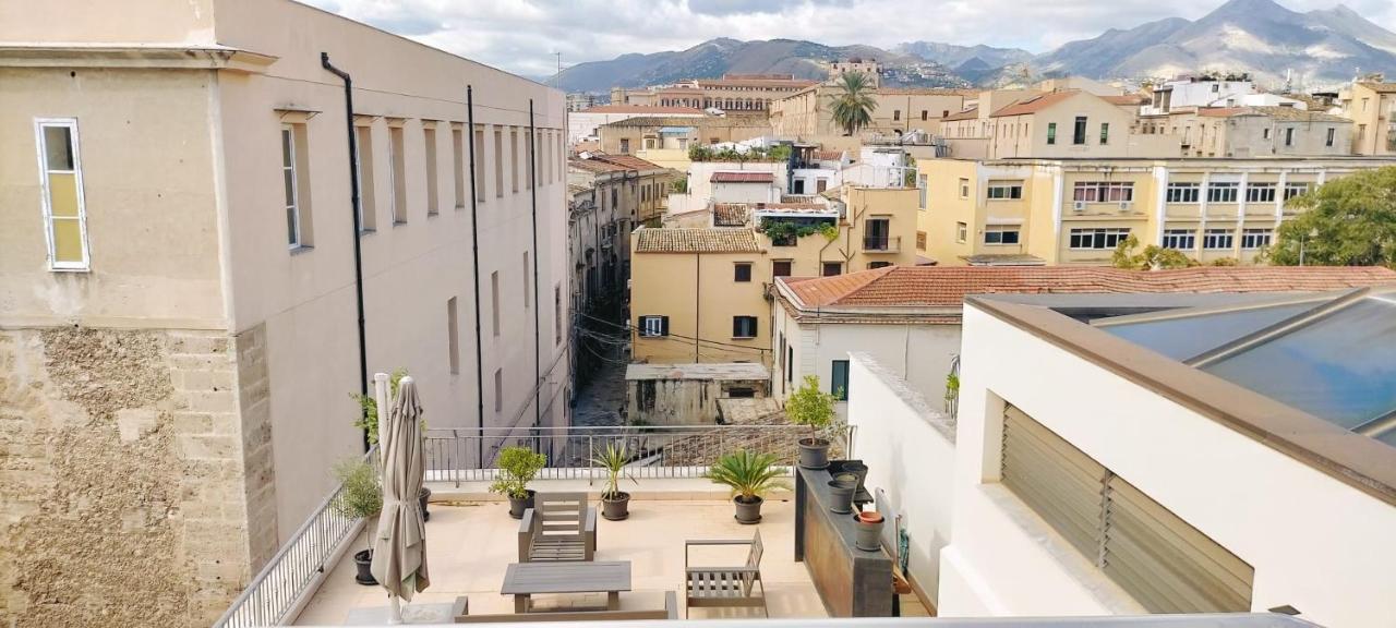 Sopra Moltivolti Guesthouse Palermo Exteriör bild