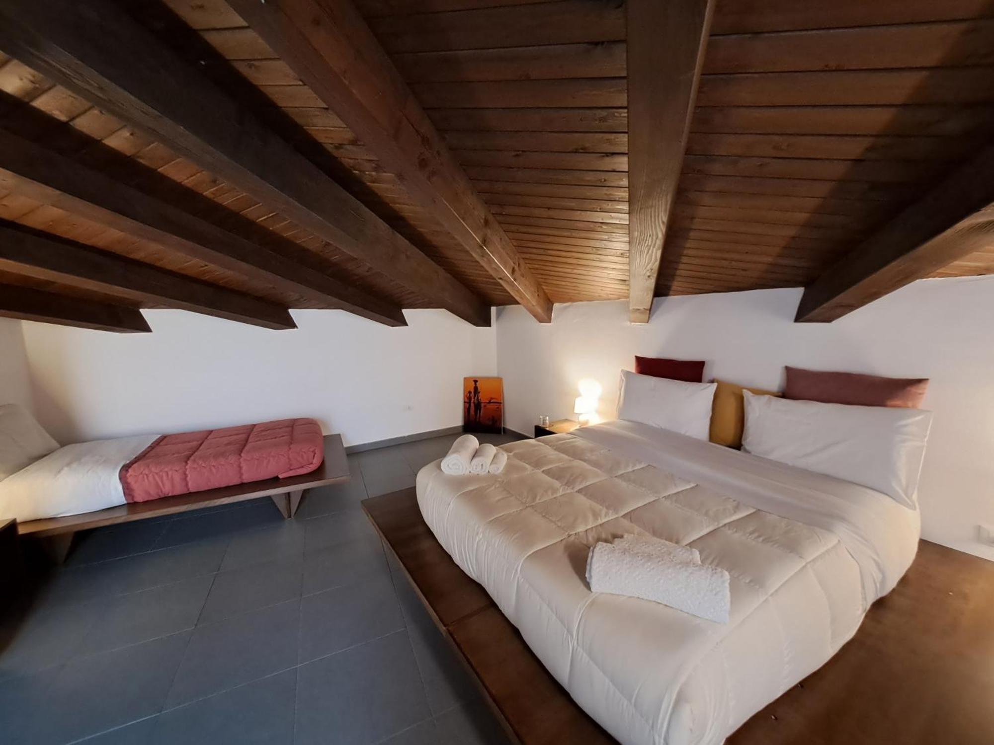 Sopra Moltivolti Guesthouse Palermo Rum bild