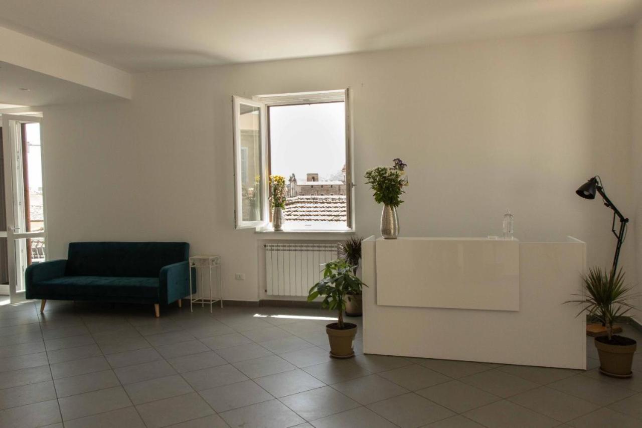 Sopra Moltivolti Guesthouse Palermo Exteriör bild