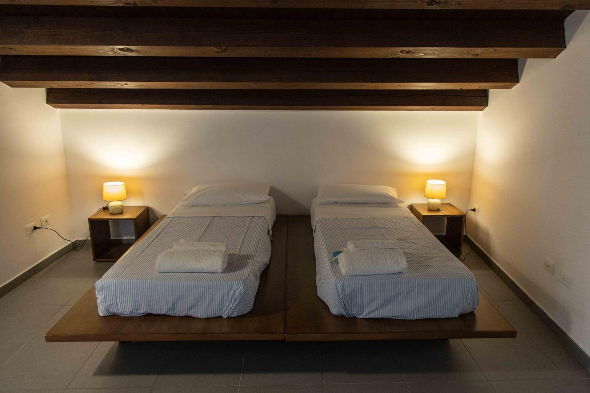 Sopra Moltivolti Guesthouse Palermo Exteriör bild